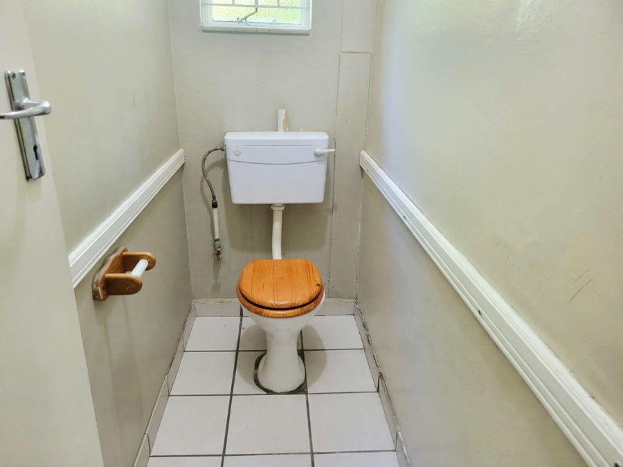 5 Bedroom Property for Sale in Suidrand Free State